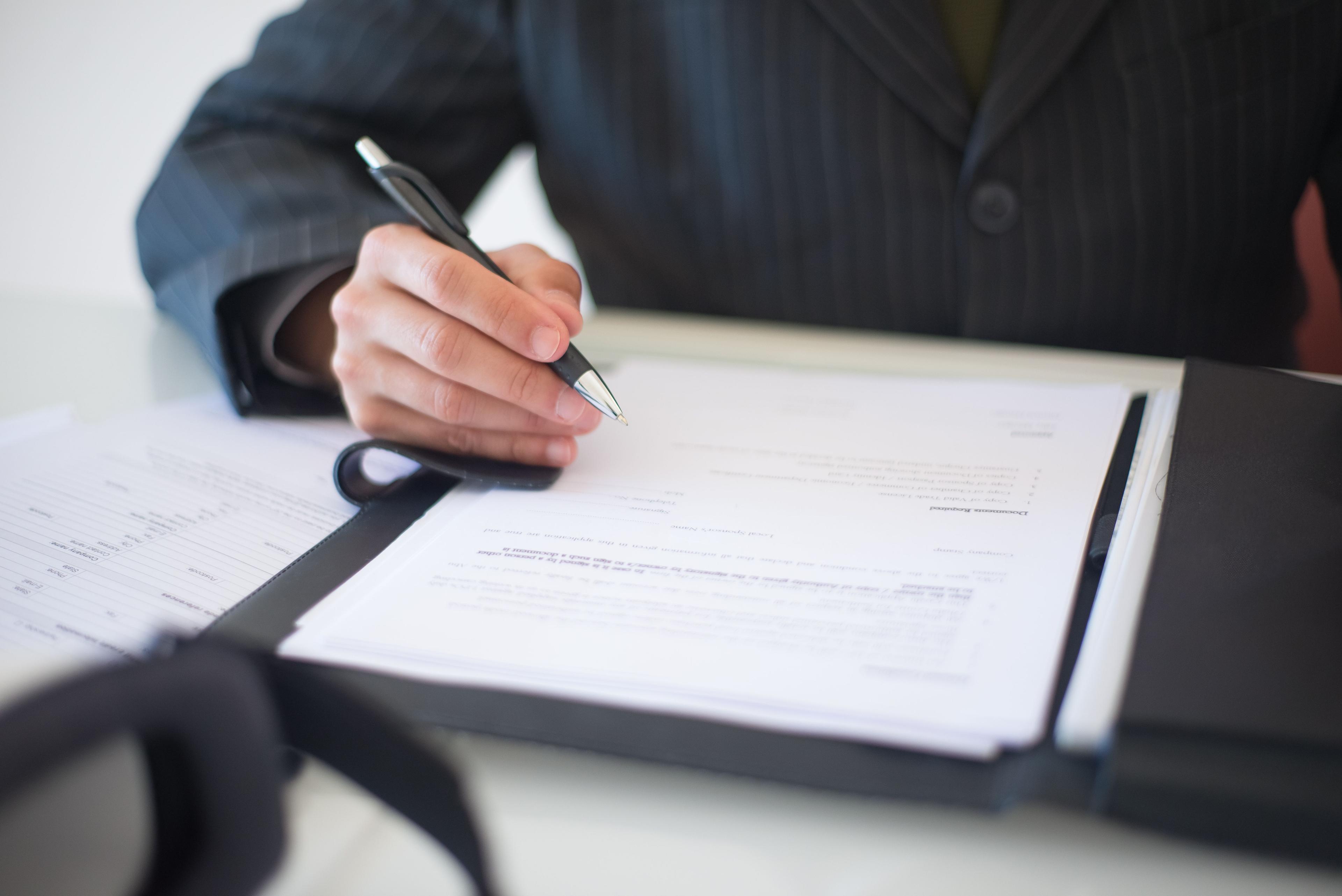 Signing a retained search engagement